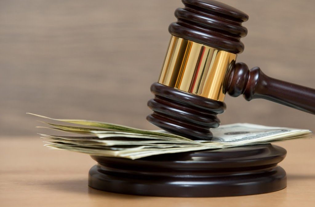 Justiça de SP decide que não incide PIS e Cofins sobre receitas financeiras